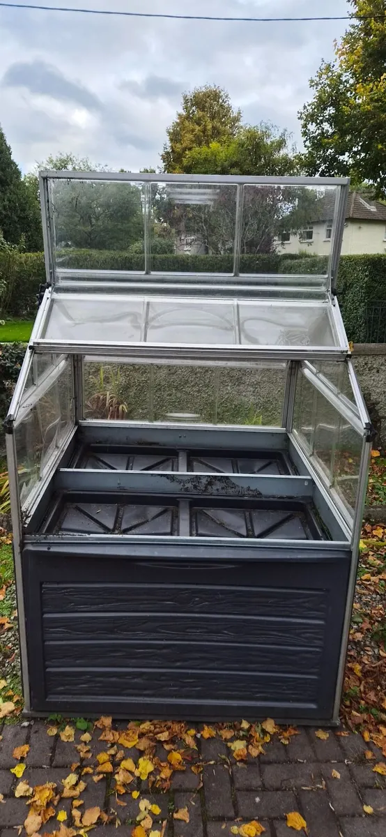 Mini Greenhouse - Image 2