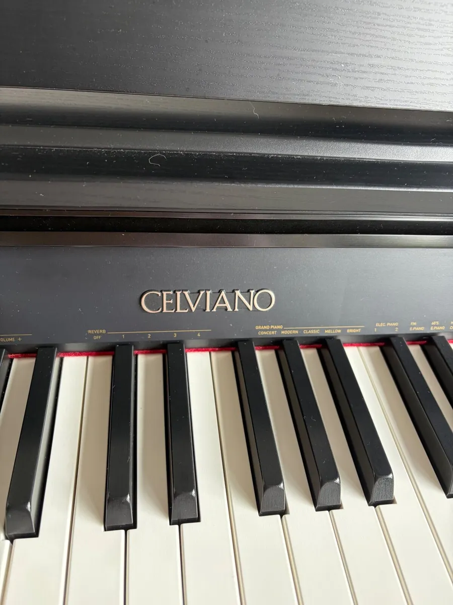 Celviano AP 260 Piano - Image 3