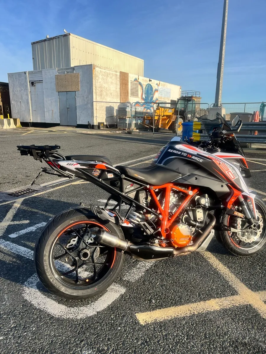 2017 KTM 1290 Superduke GT - Image 4