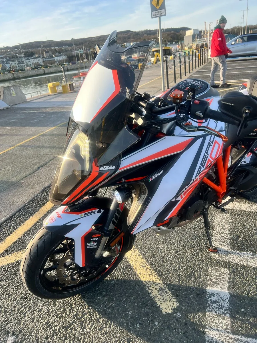 2017 KTM 1290 Superduke GT - Image 3