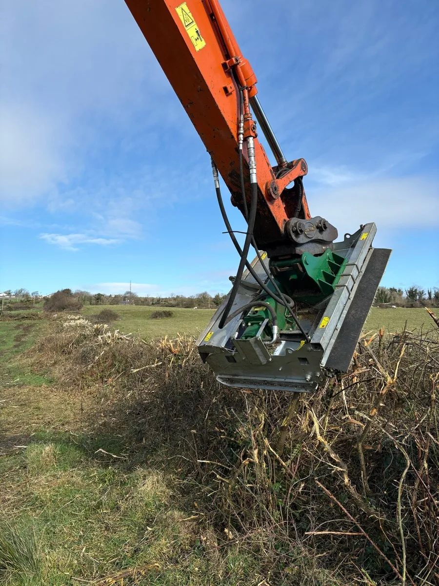 Hedgecutting/Mulching Service - Image 2