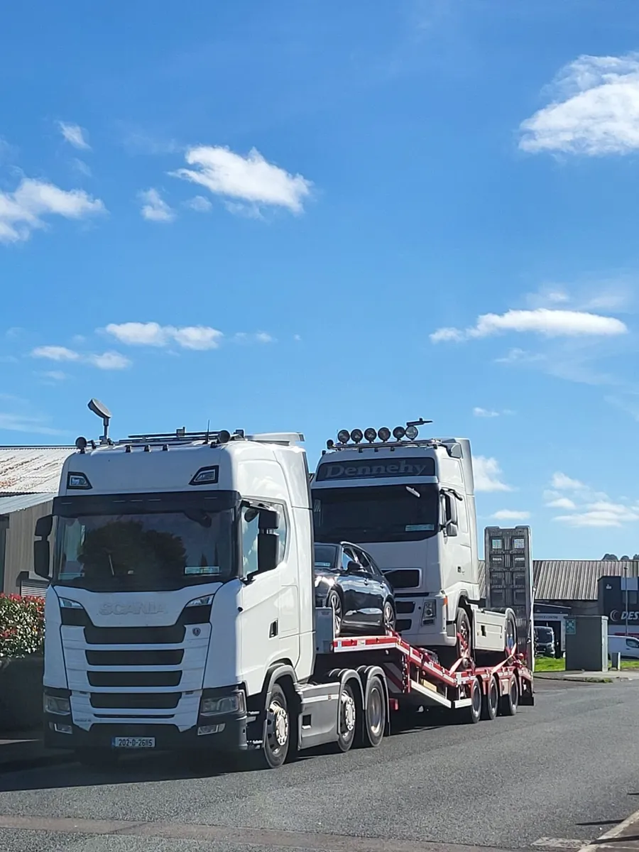 Low loader transport service - Image 1