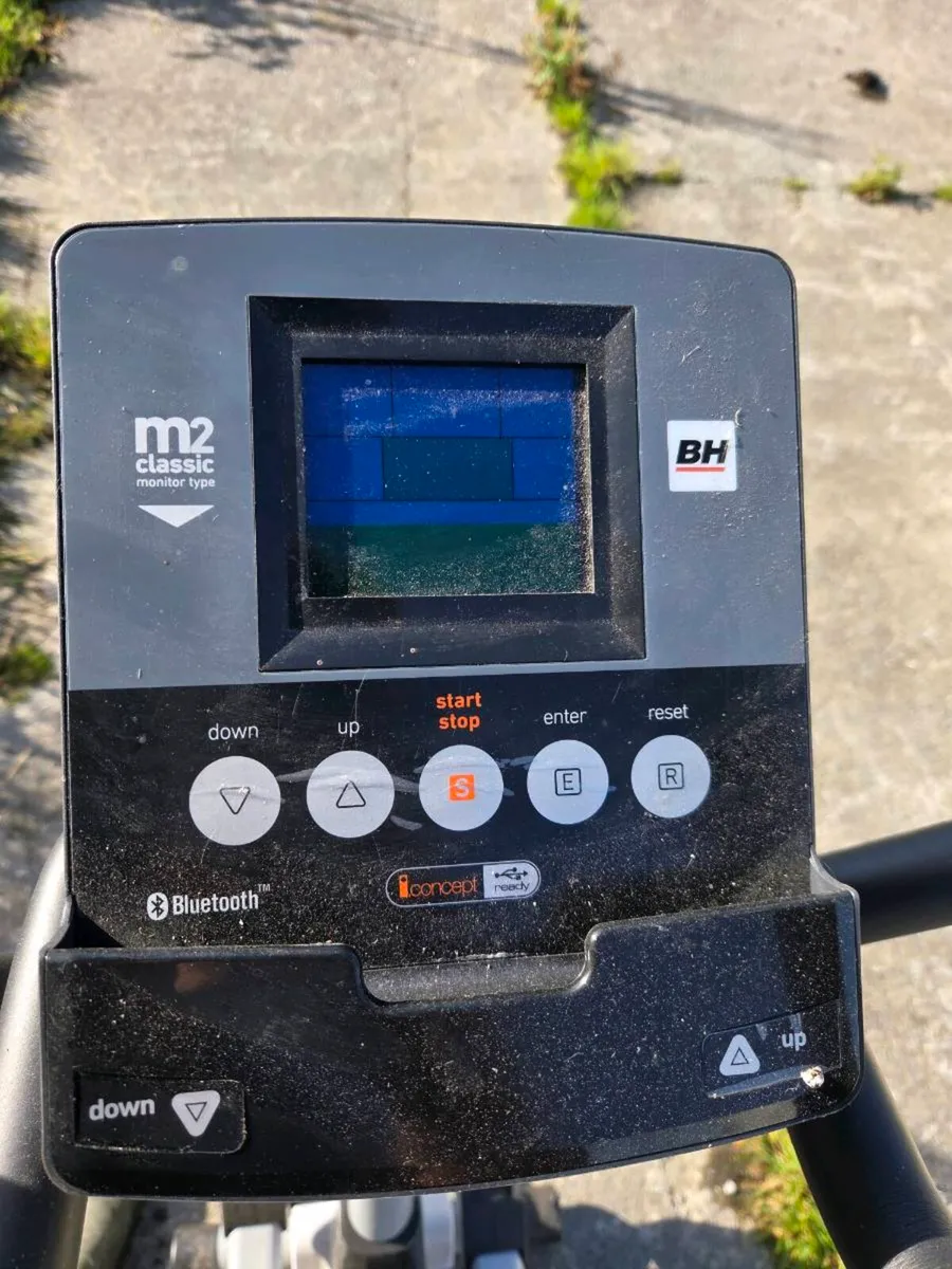 Cross trainer - Image 3