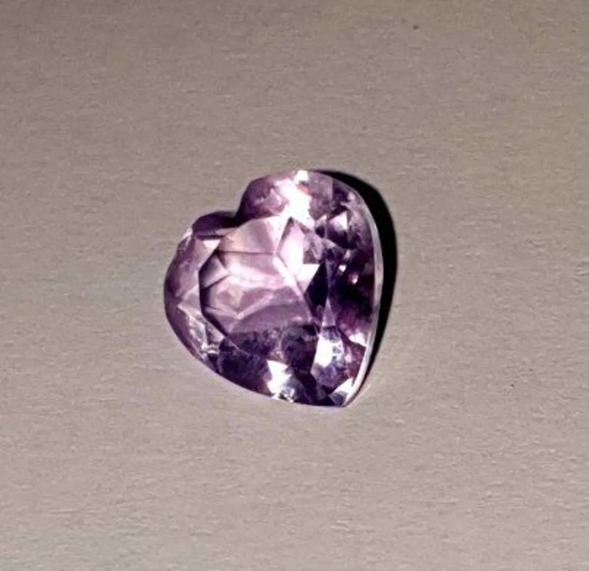 Pristine Vintage Heart-Cut Amethyst Gemstone - Image 3
