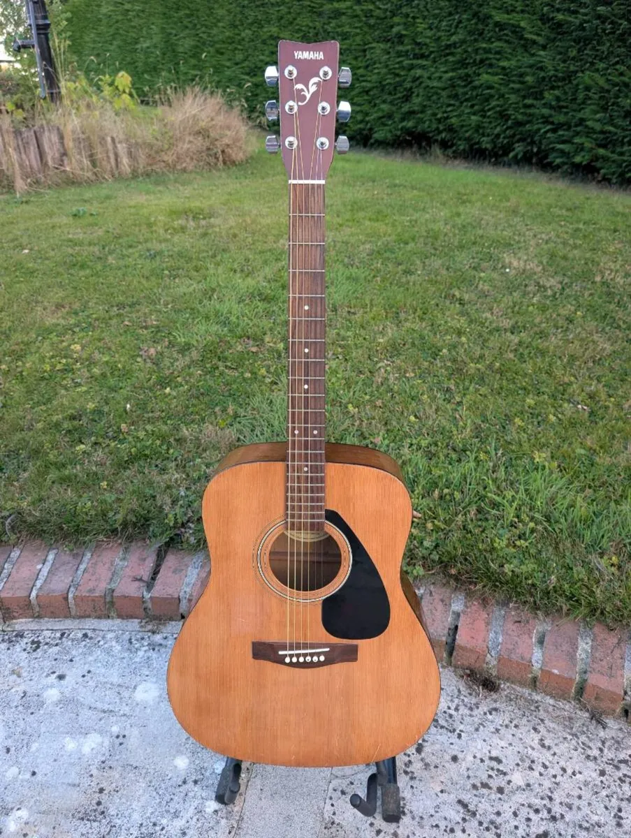 Yamaha F310 Acoustic Guitar - Image 1