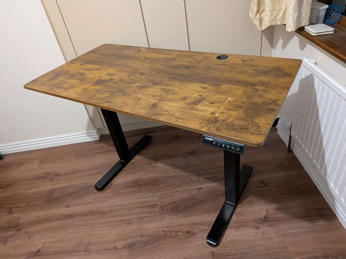 Standing desk - Image 3