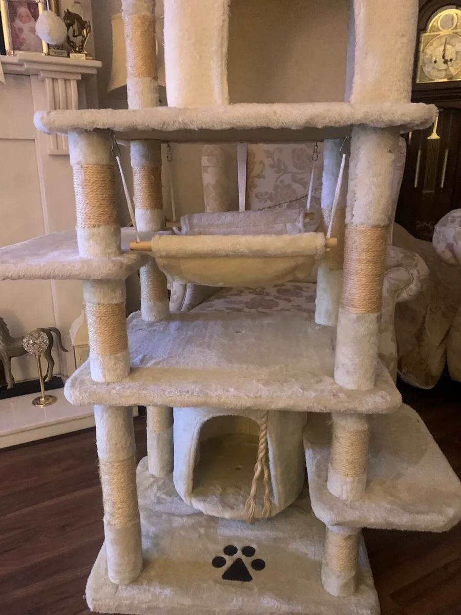 Cat Tower - Image 3