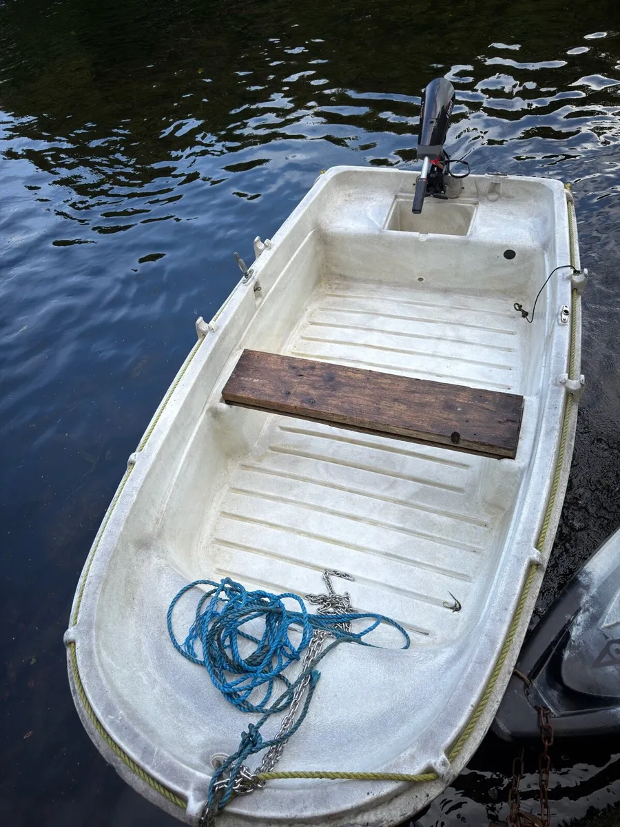 Plastic Dinghy / Small Fishing Boat – €400 ONO - Image 1