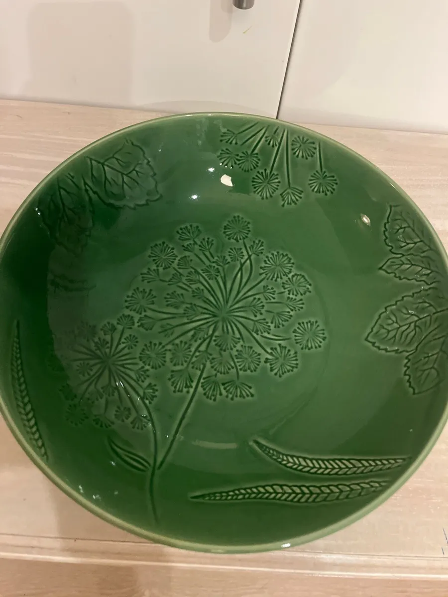 large green ceramic round bowl - Image 1
