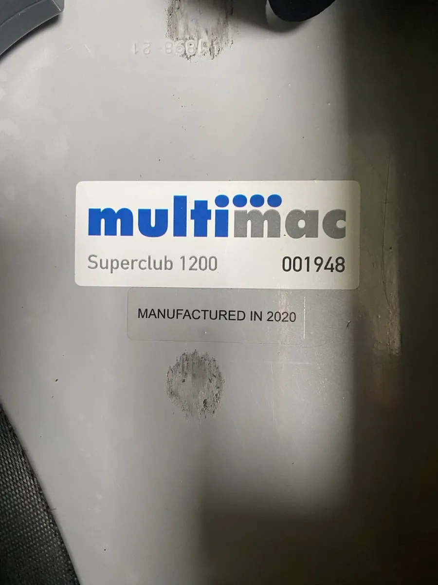 Multimac Superclub 3 seater car seat system - Image 1
