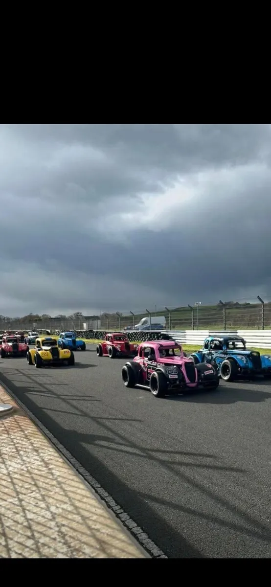legend race car - Image 2