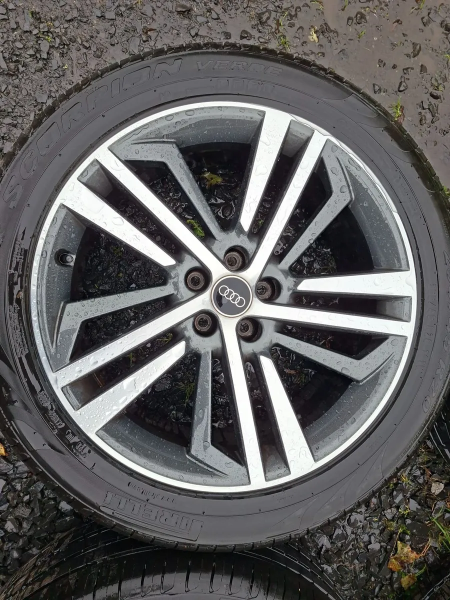 20" Genuine Audi Q5 S Line Alloys with tyres - Image 1
