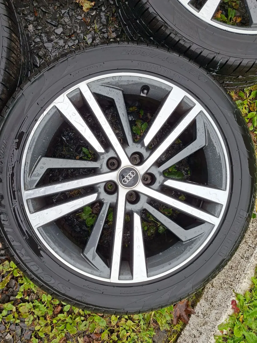 20" Genuine Audi Q5 S Line Alloys with tyres - Image 3