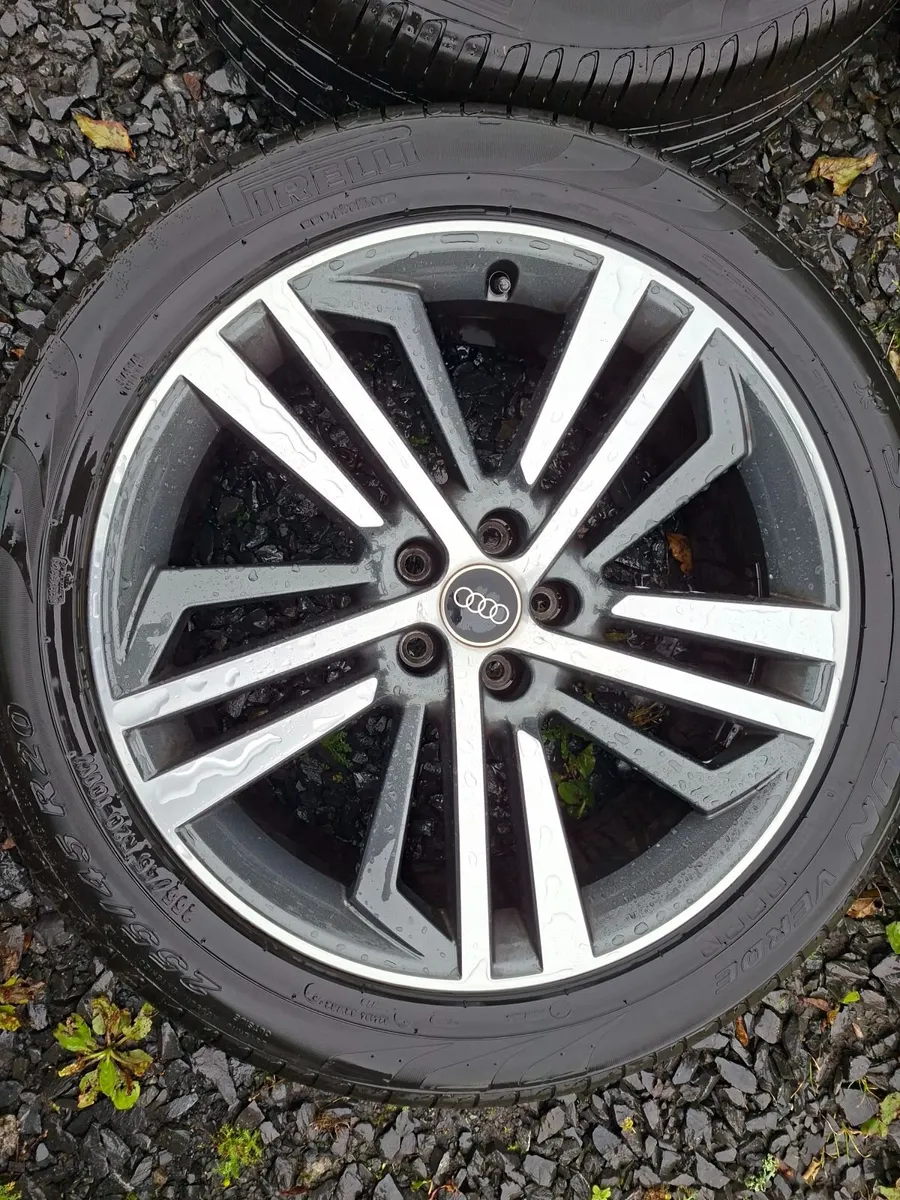 20" Genuine Audi Q5 S Line Alloys with tyres - Image 4