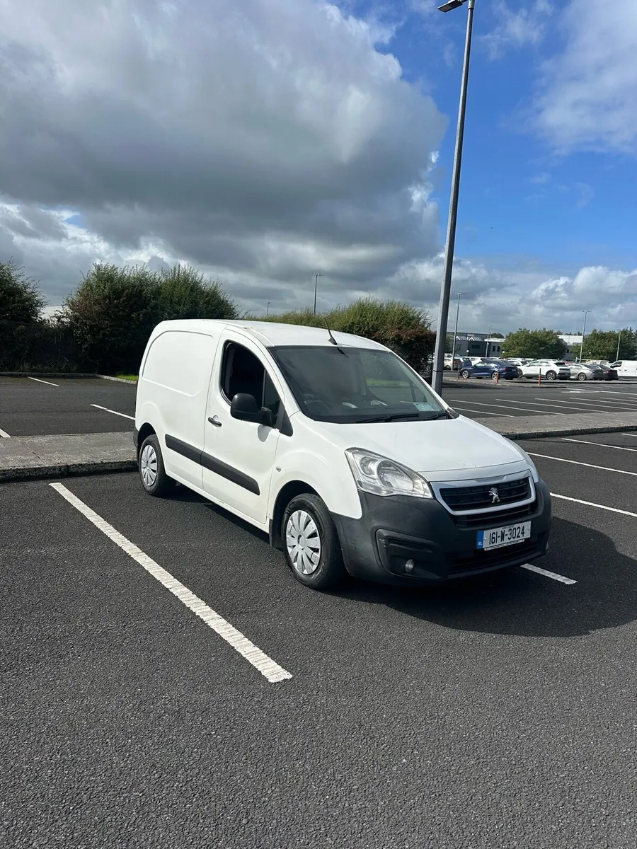 2016 Peugeot Partner - Image 1