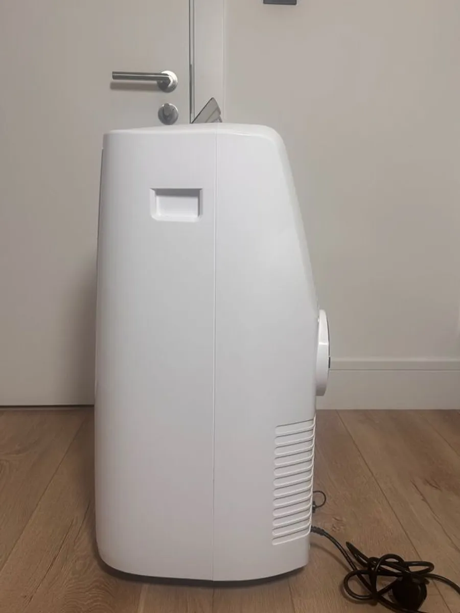 DeLonghi Pinguino WIFI Portable Air Conditioner - Image 4
