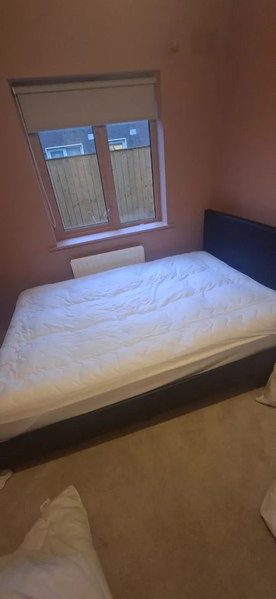 Bedframe and mattress - Image 1