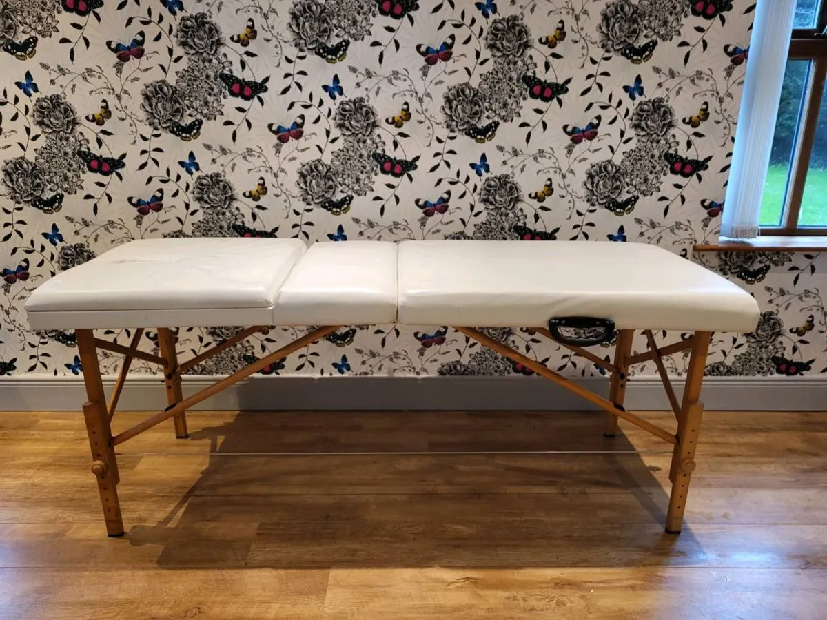 BEAUTY BED - Image 2