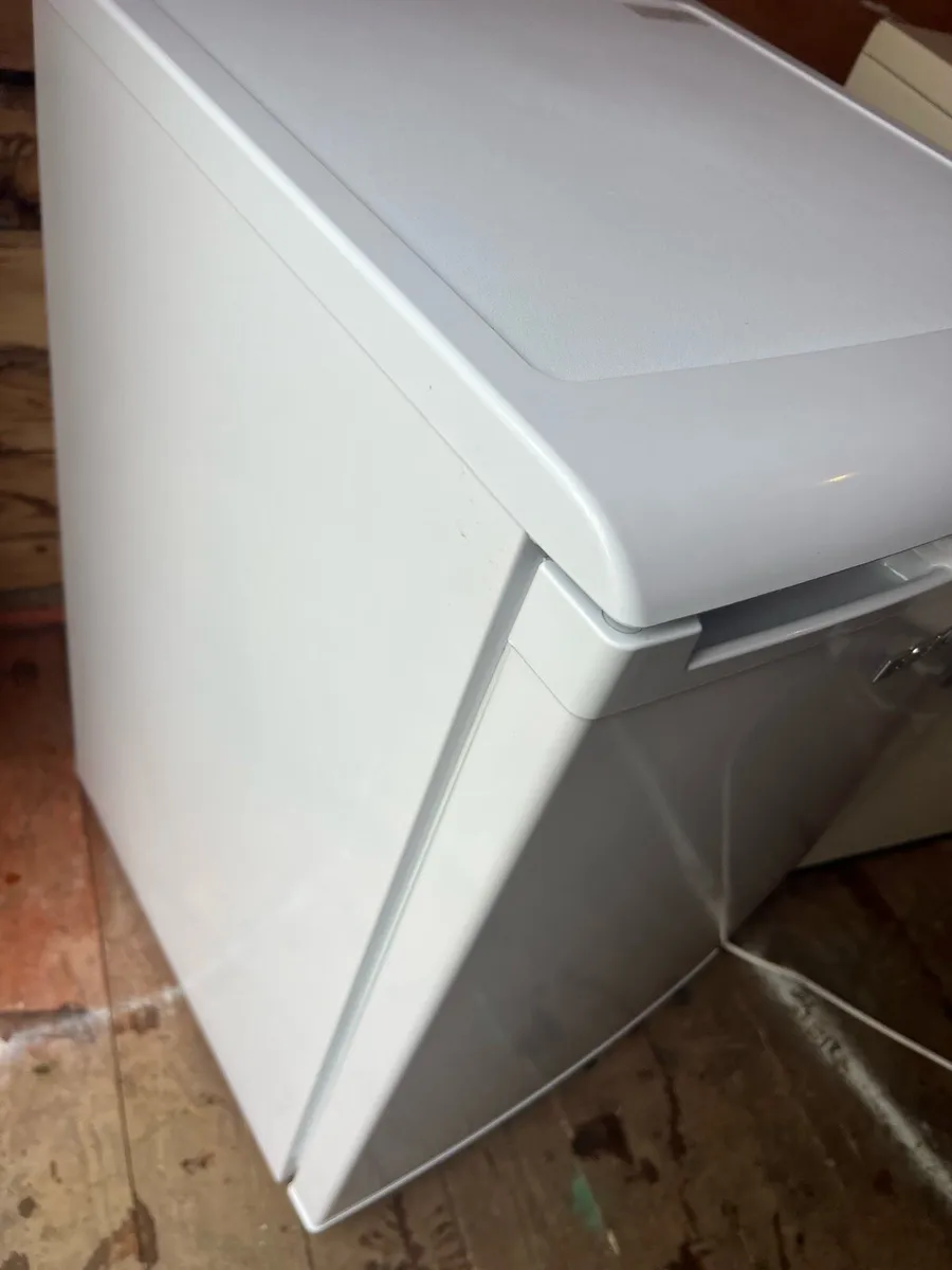 Fridge - Image 4