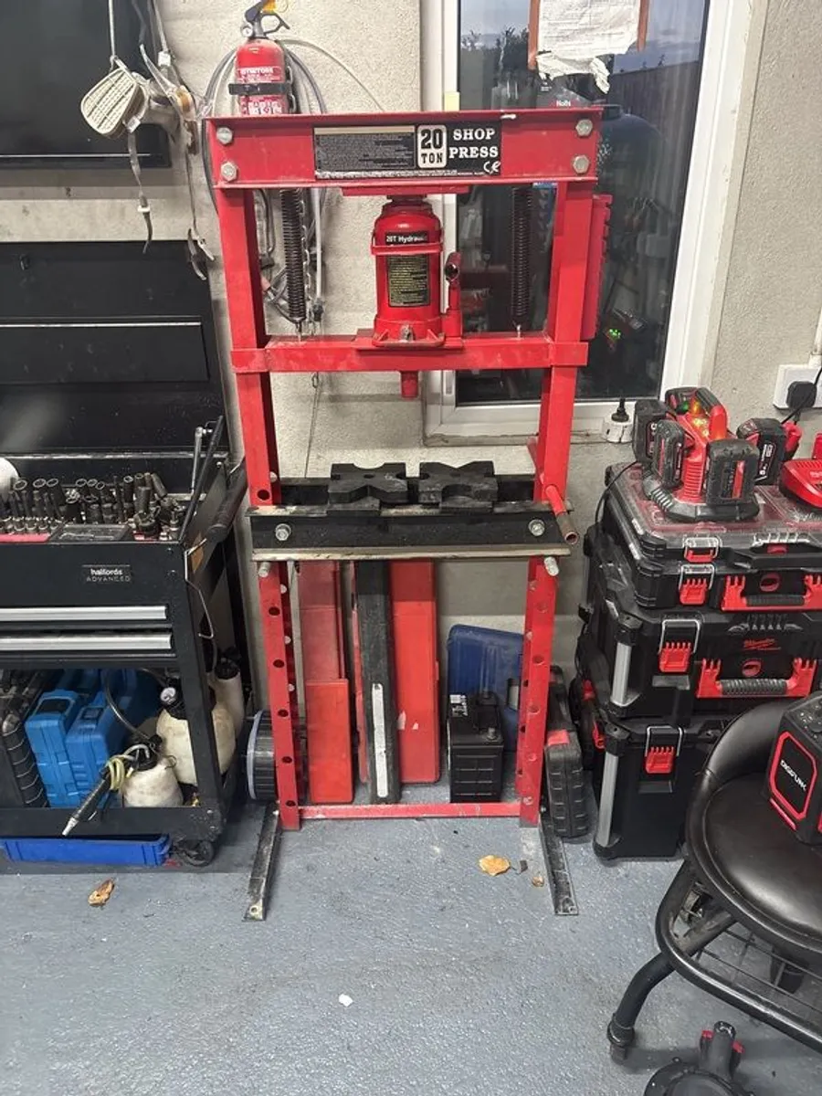 20 ton shop press - Image 1