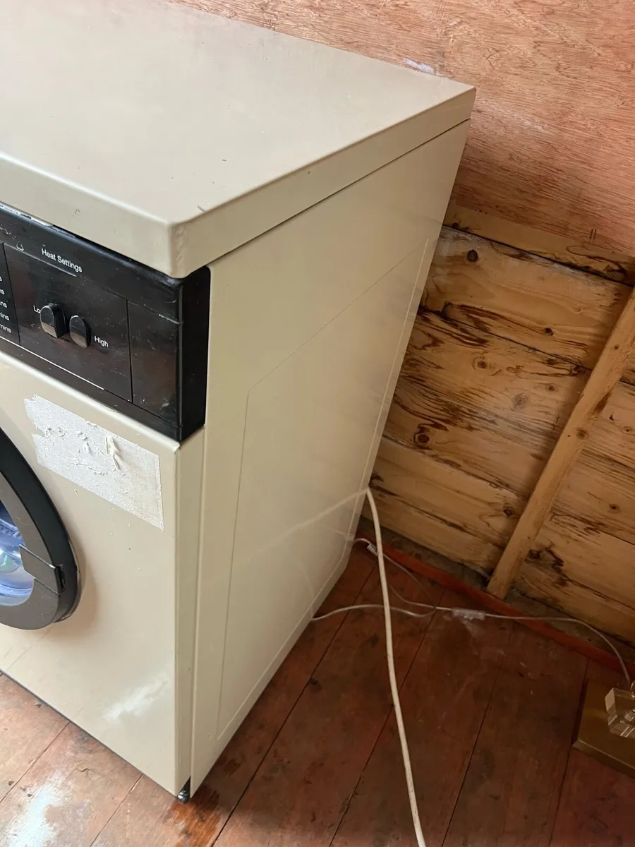 Dryer - Image 4