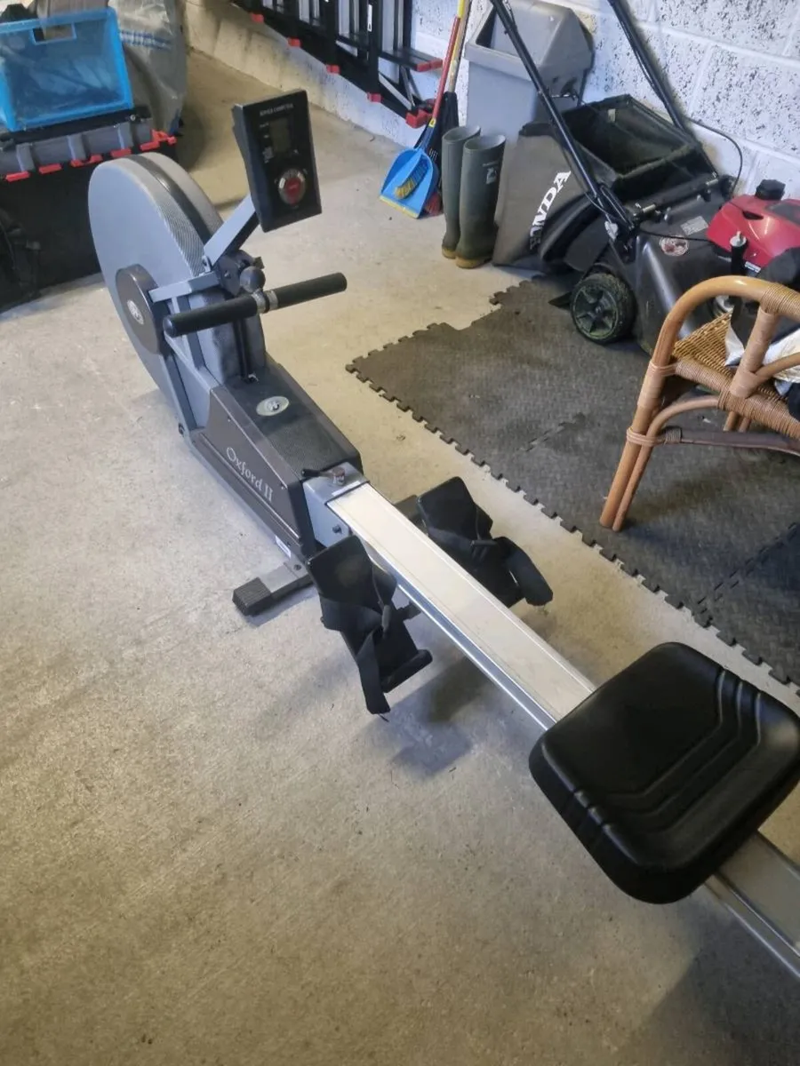 Oxford II Rowing Machine - Image 1