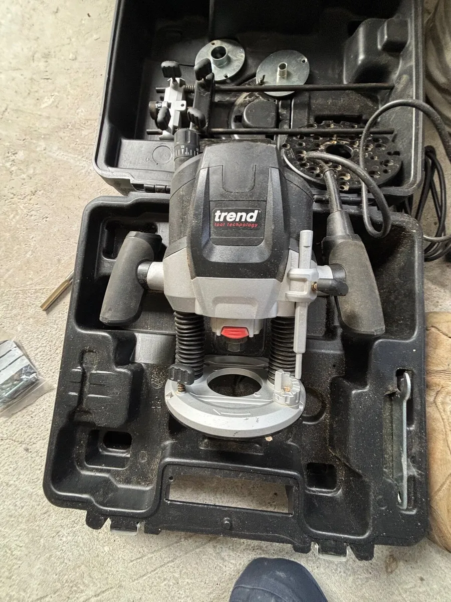 Trend router Makita circular saw 235mm - Image 1