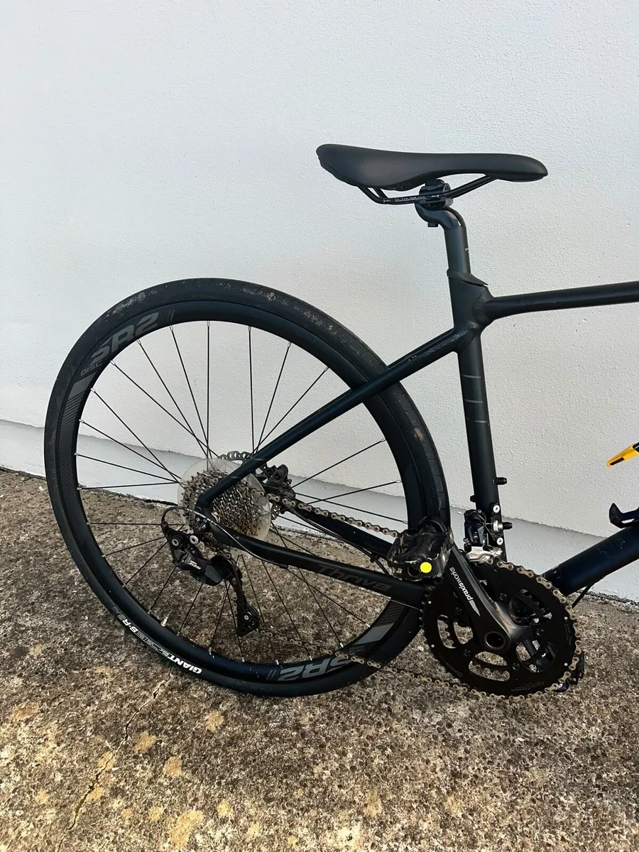 Giant bike as new - Image 2