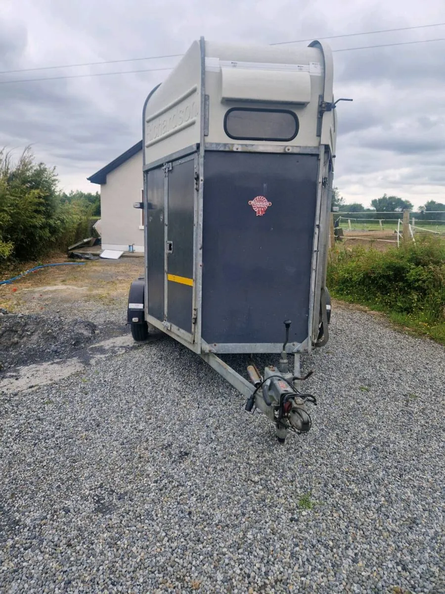 Horsebox - Image 1