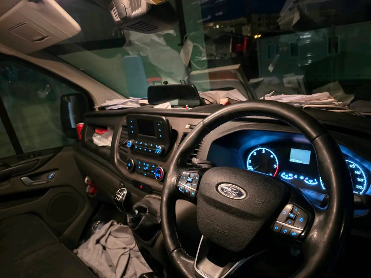 2018 Ford Transit Custom - Image 4