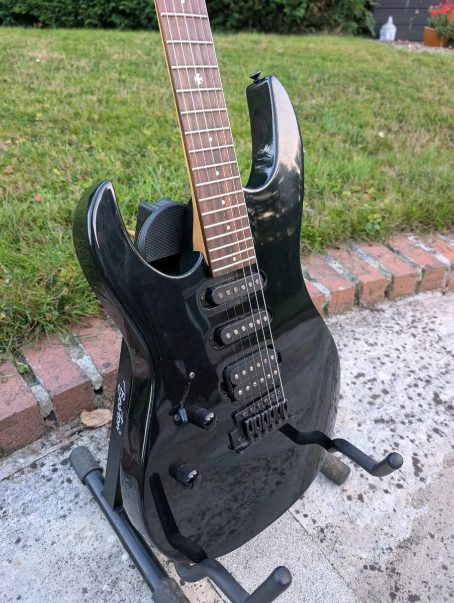 LAG Arkane 66 HSS Electric Guitar - Image 4