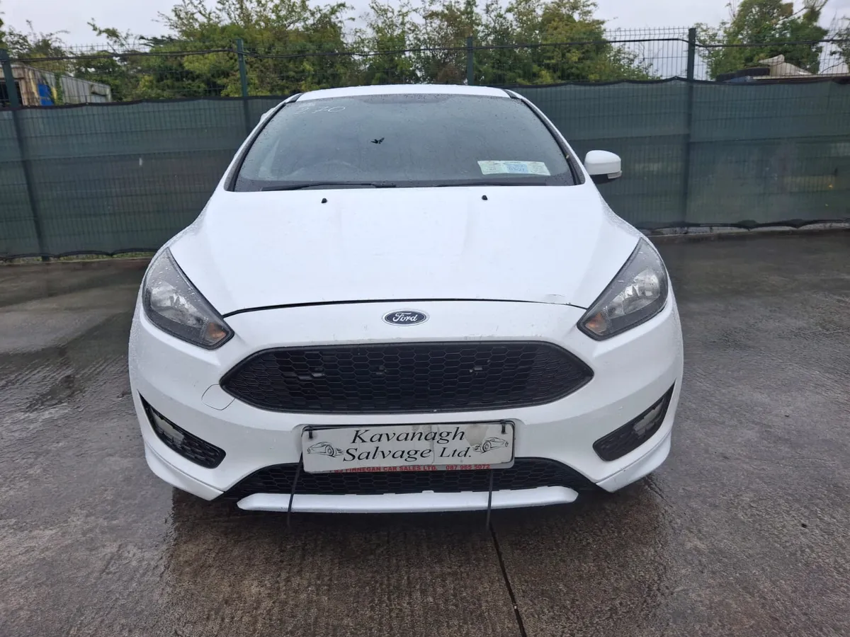 2018 Ford Focus  ST-Line    120 bhp - Image 4