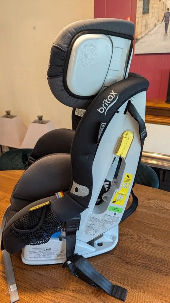 Britax car seat - Image 3