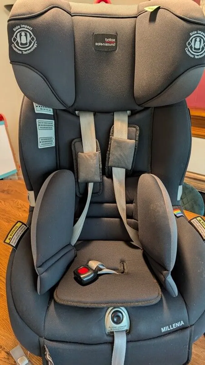 Britax car seat - Image 4