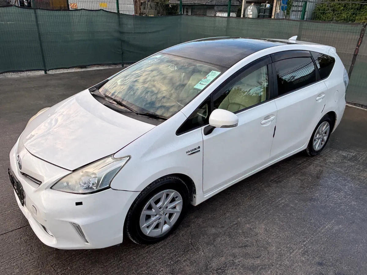 2013 Toyota Prius  Hybrid   Automatic - Image 2