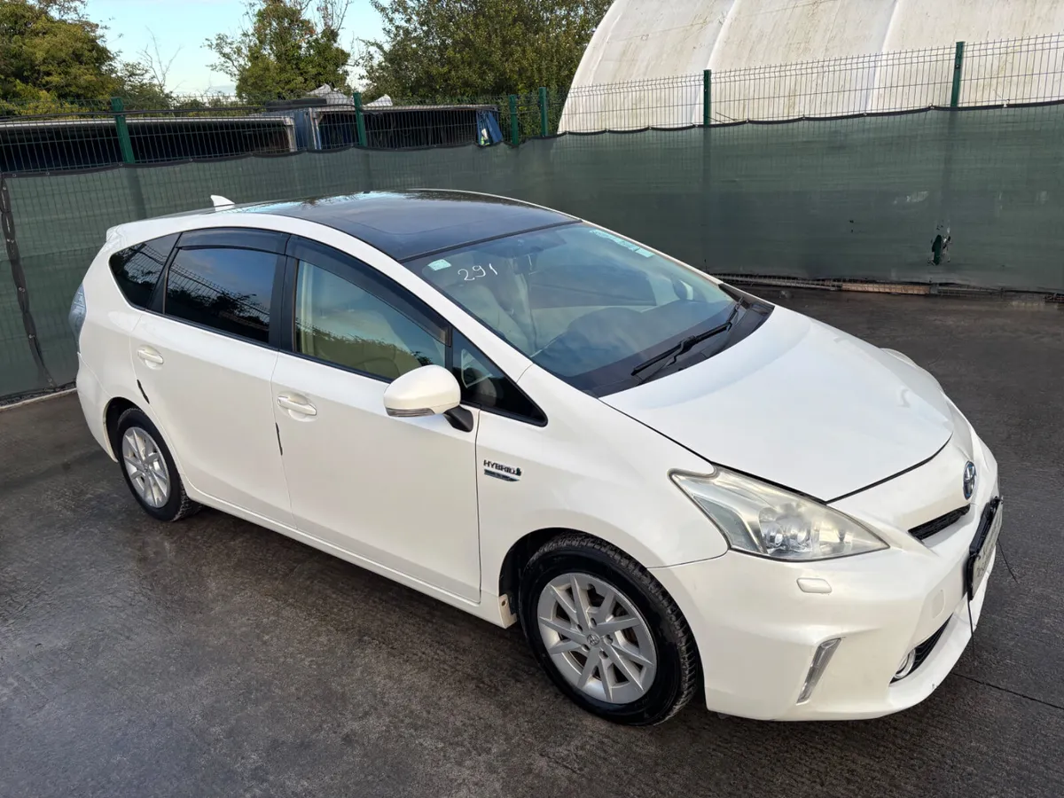2013 Toyota Prius  Hybrid   Automatic - Image 3
