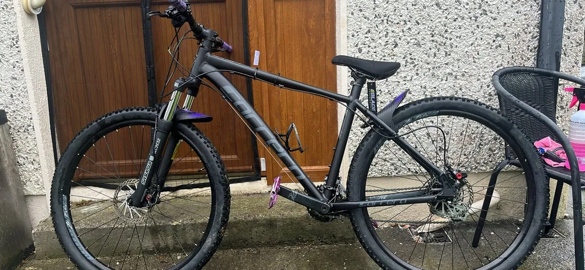 Black carrera mountain bike - Image 1