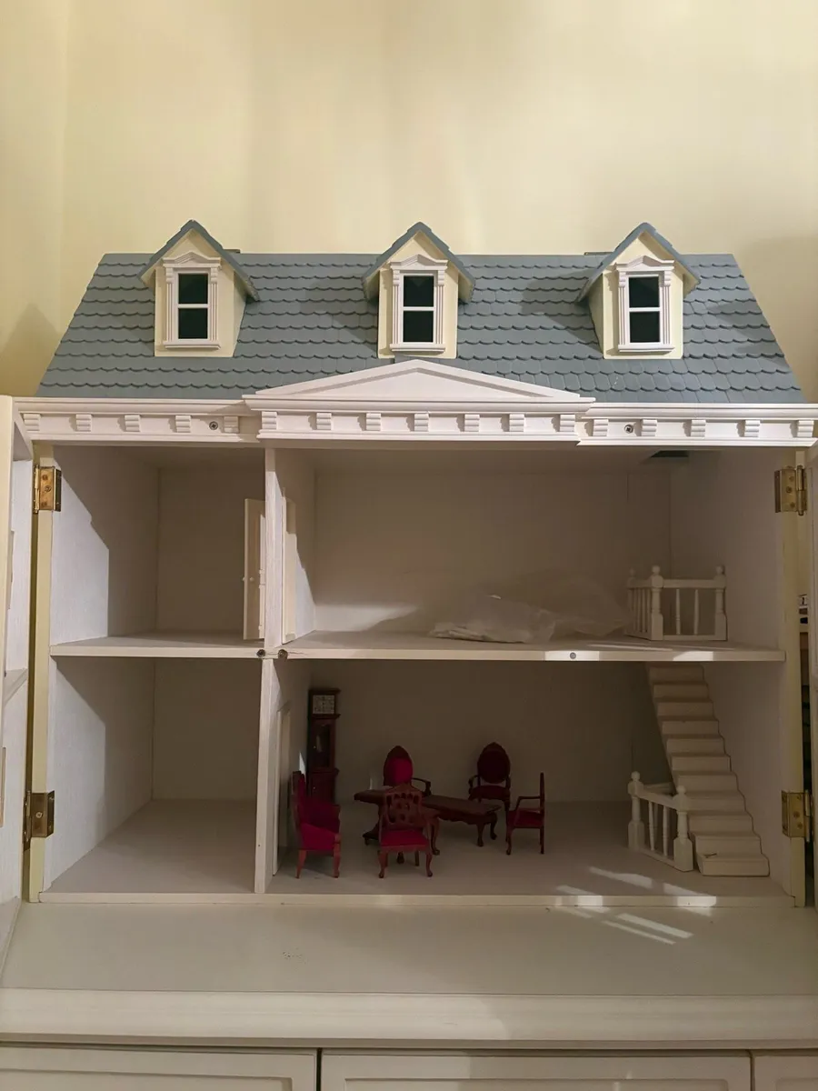 Dolls House - Image 2