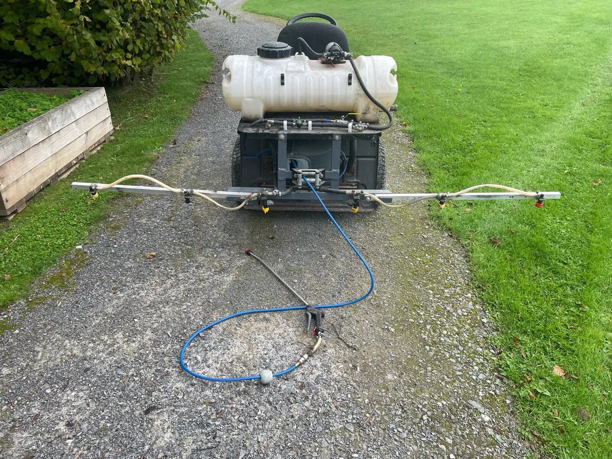 Lawn tractor sprayer - Image 3