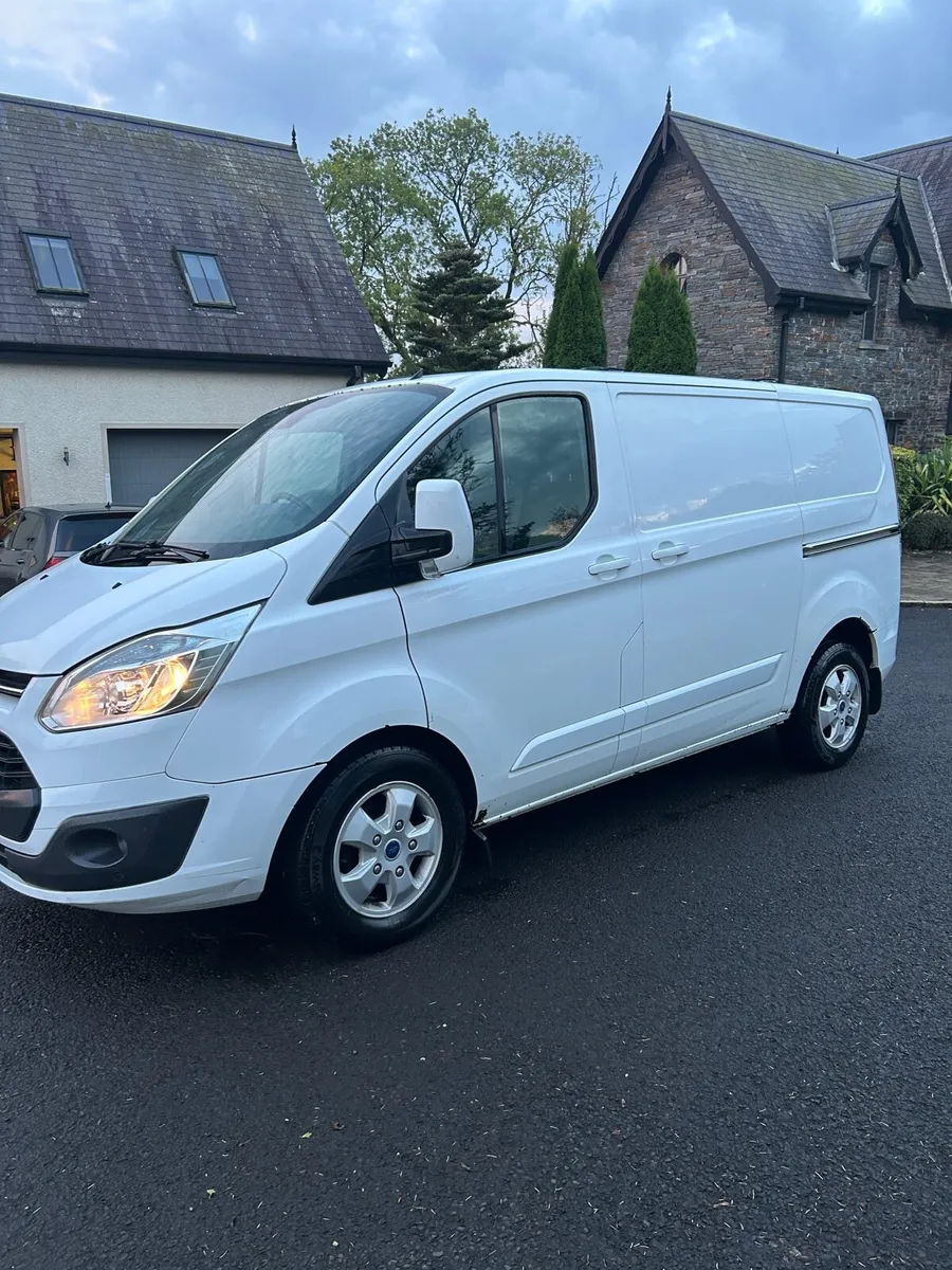 Ford Transit Custom - Image 2