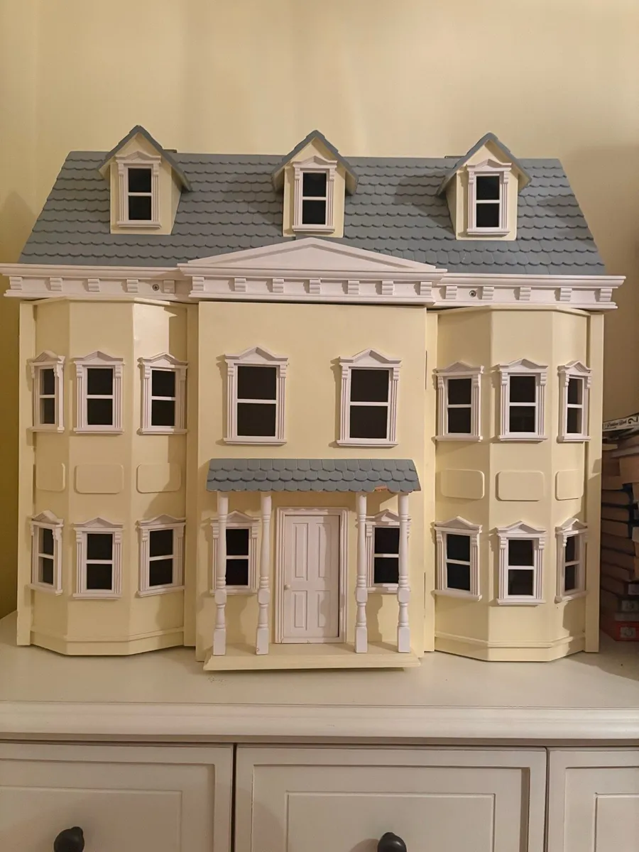 Dolls House - Image 1