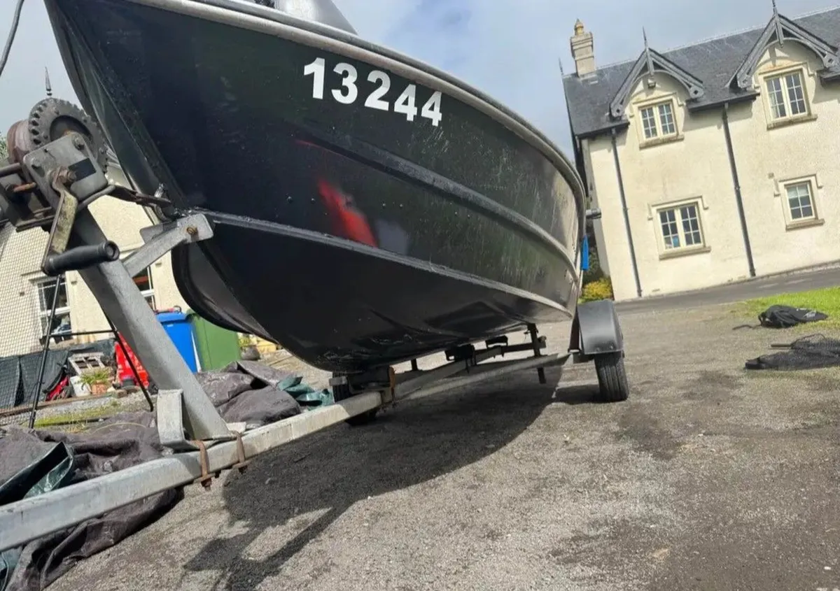 Fishing - Image 1