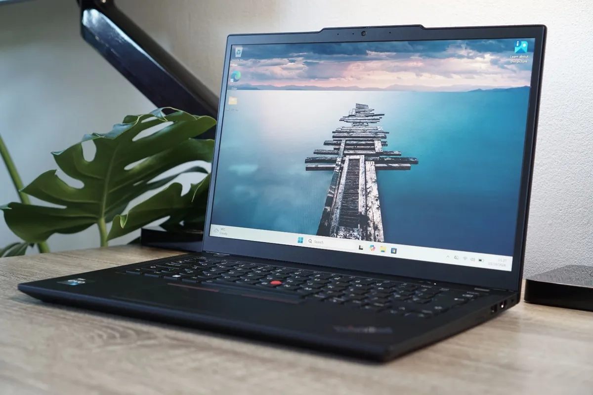 Lenovo ThinkPad X13 Gen 4 | i5-1335U | 16GB LPDDR5 - Image 1
