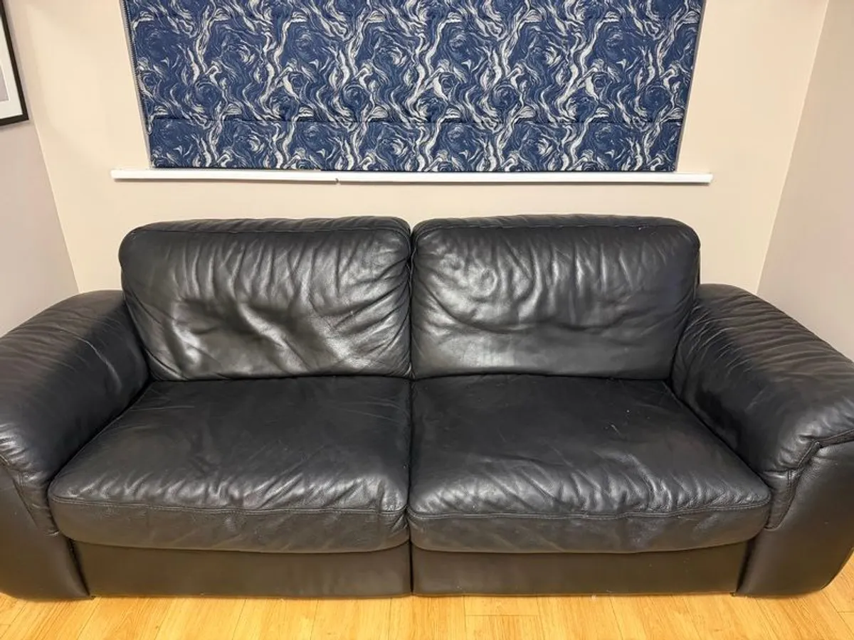 Black leather Natuzzi sofa and two chairs - Image 2