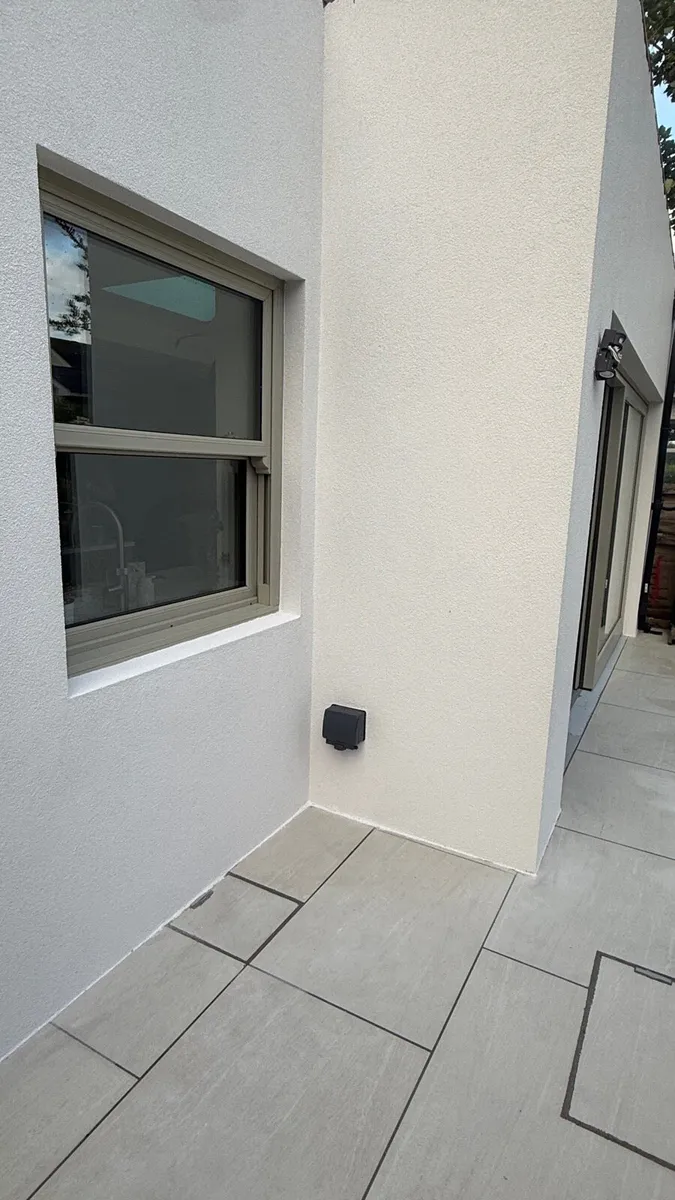 Exterior Rendering • Plastering • Insulation - Image 2