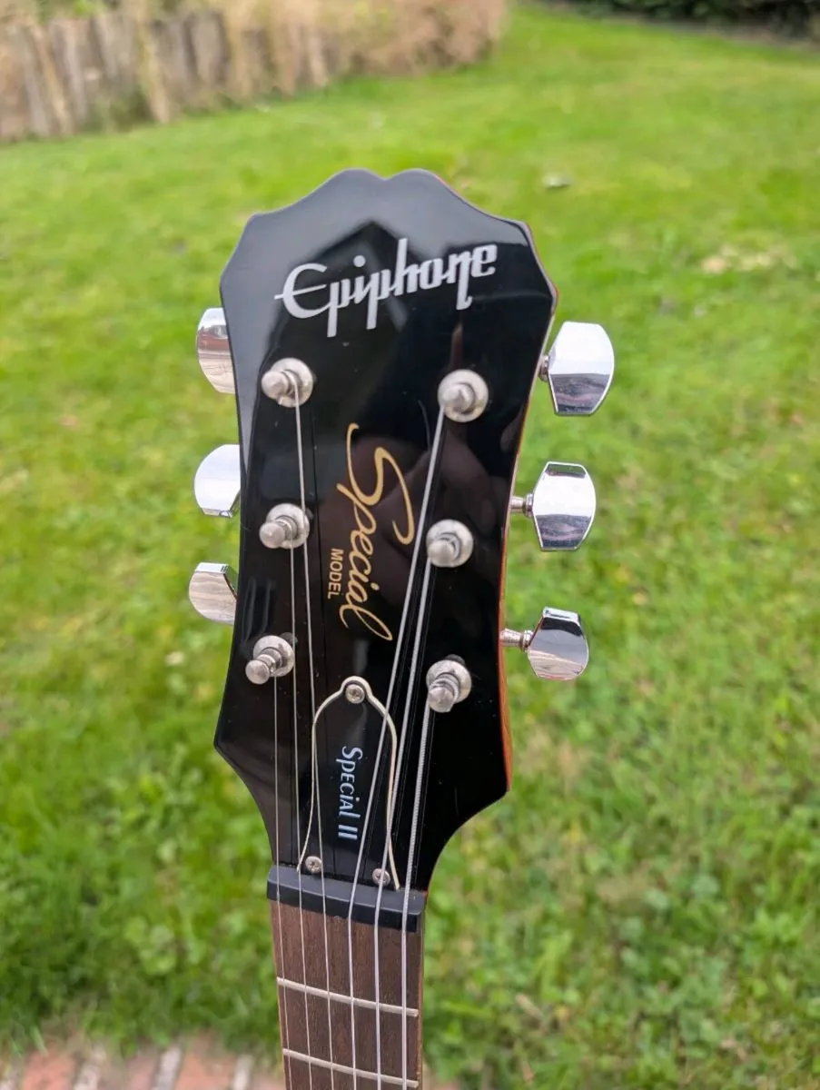 Epiphone Les Paul Special Electric Guitar - Image 3
