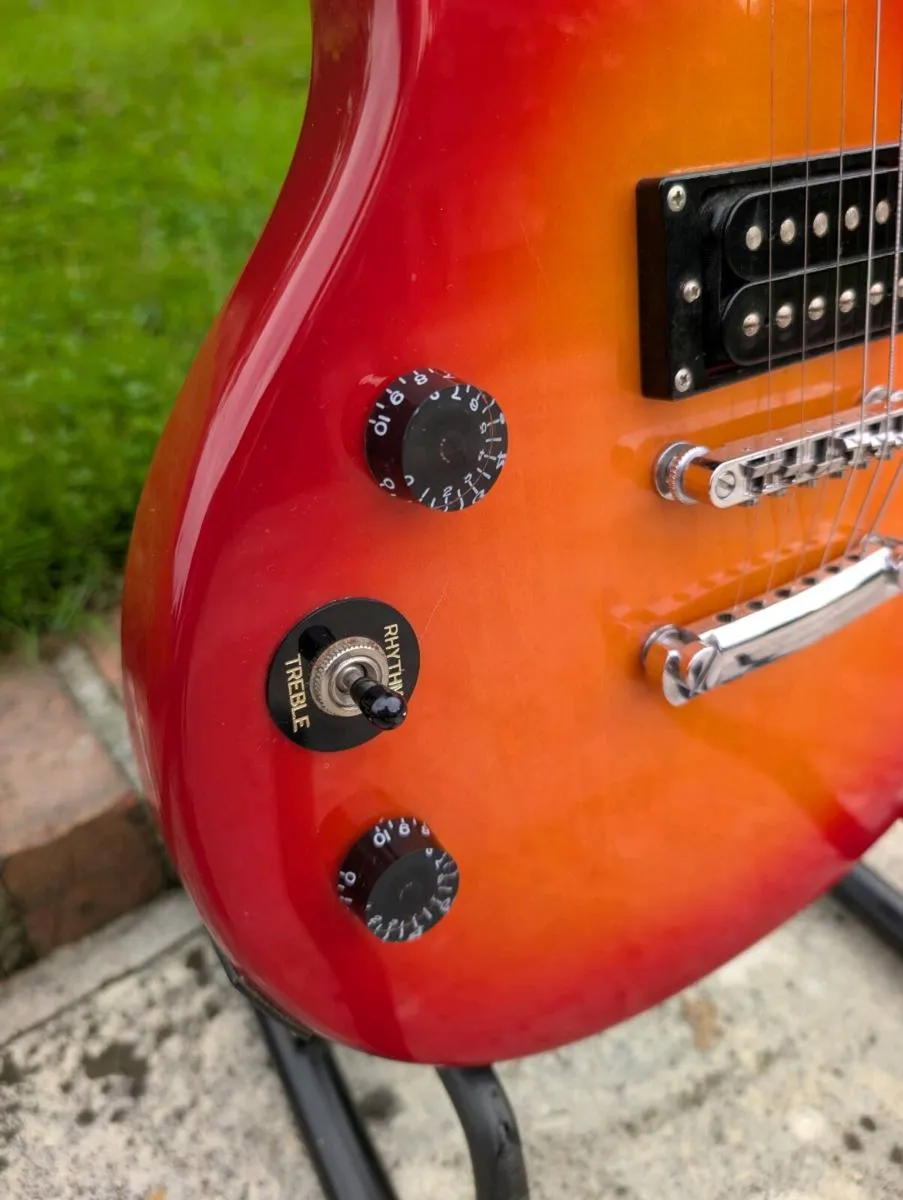 Epiphone Les Paul Special Electric Guitar - Image 4