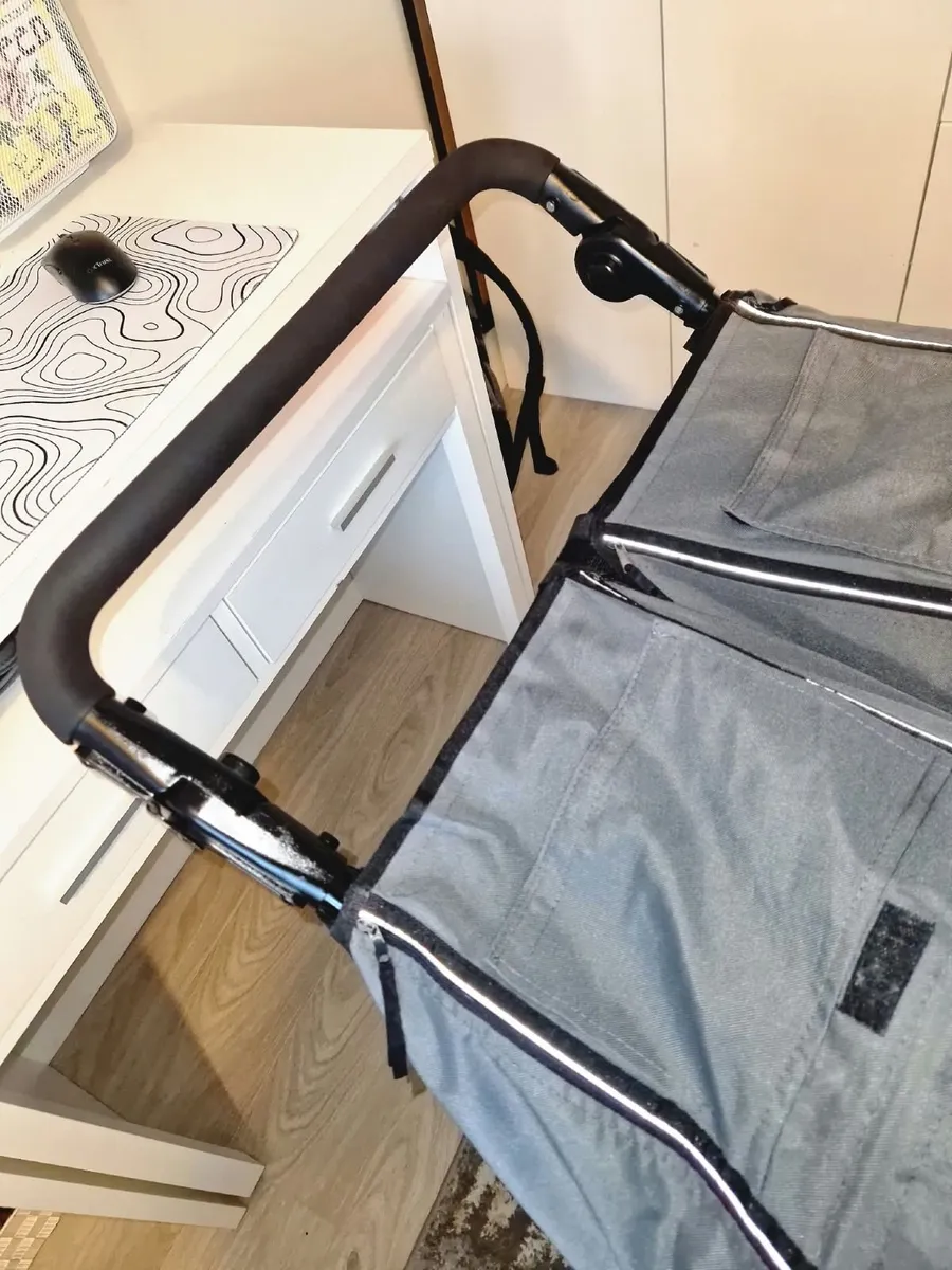 IMMACULATE Out N About double stroller - Image 2