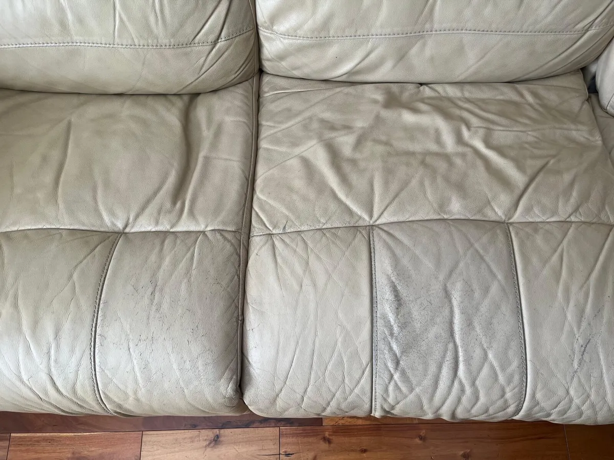 Italian leather sofa 2&3 seater - Image 2