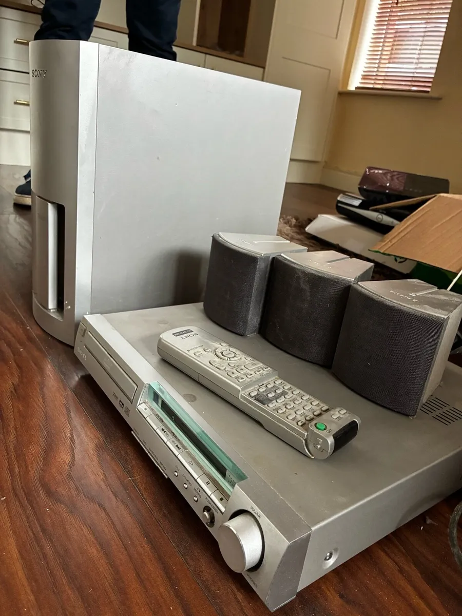Sony Surround sound and dvd player - Image 1